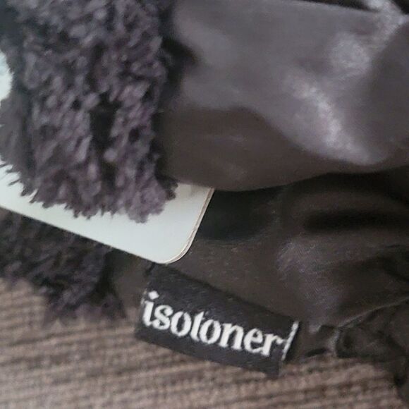 🆕️Isotoner SleekHeat Quilted pattern Gloves🧤 smarTouch® technology plush lined - Picture 9 of 12